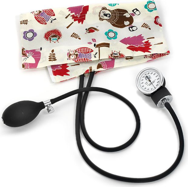 PREMIUM ADULT ANEROID SPHYGMOMANOMTER IN CLAMSHELL-WOODSY ANIMALS CREAM